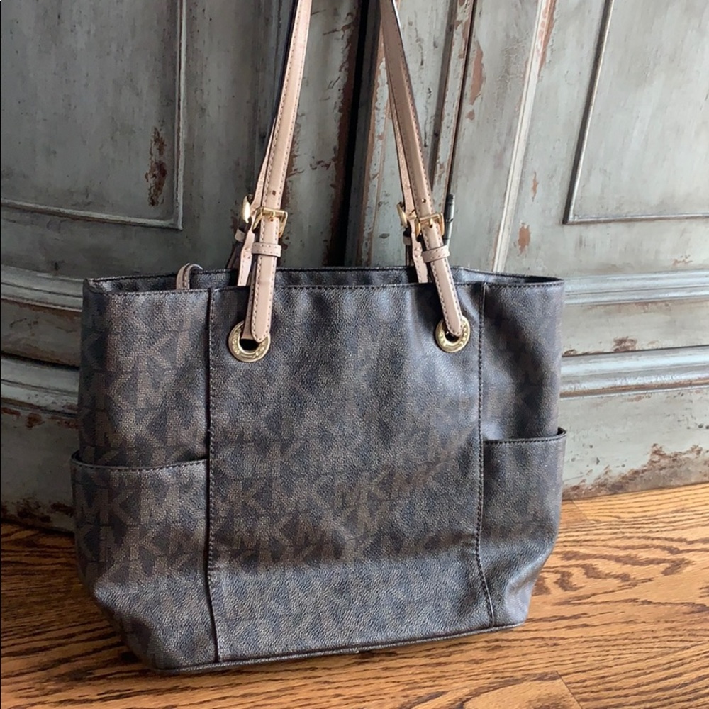 Michale kors brown shoulder bag